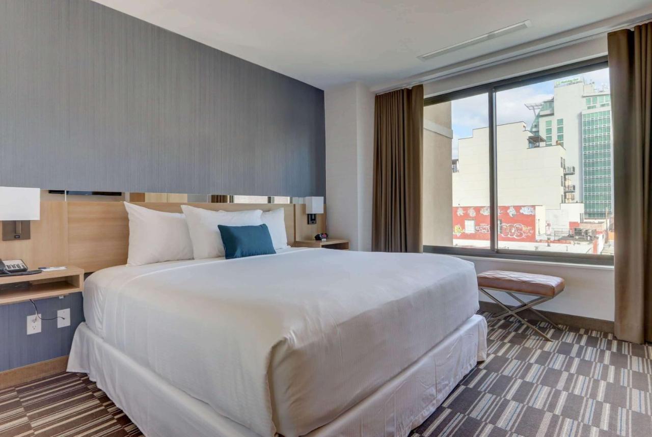ניו יורק Microtel Inn By Wyndham Long Island City מראה חיצוני תמונה