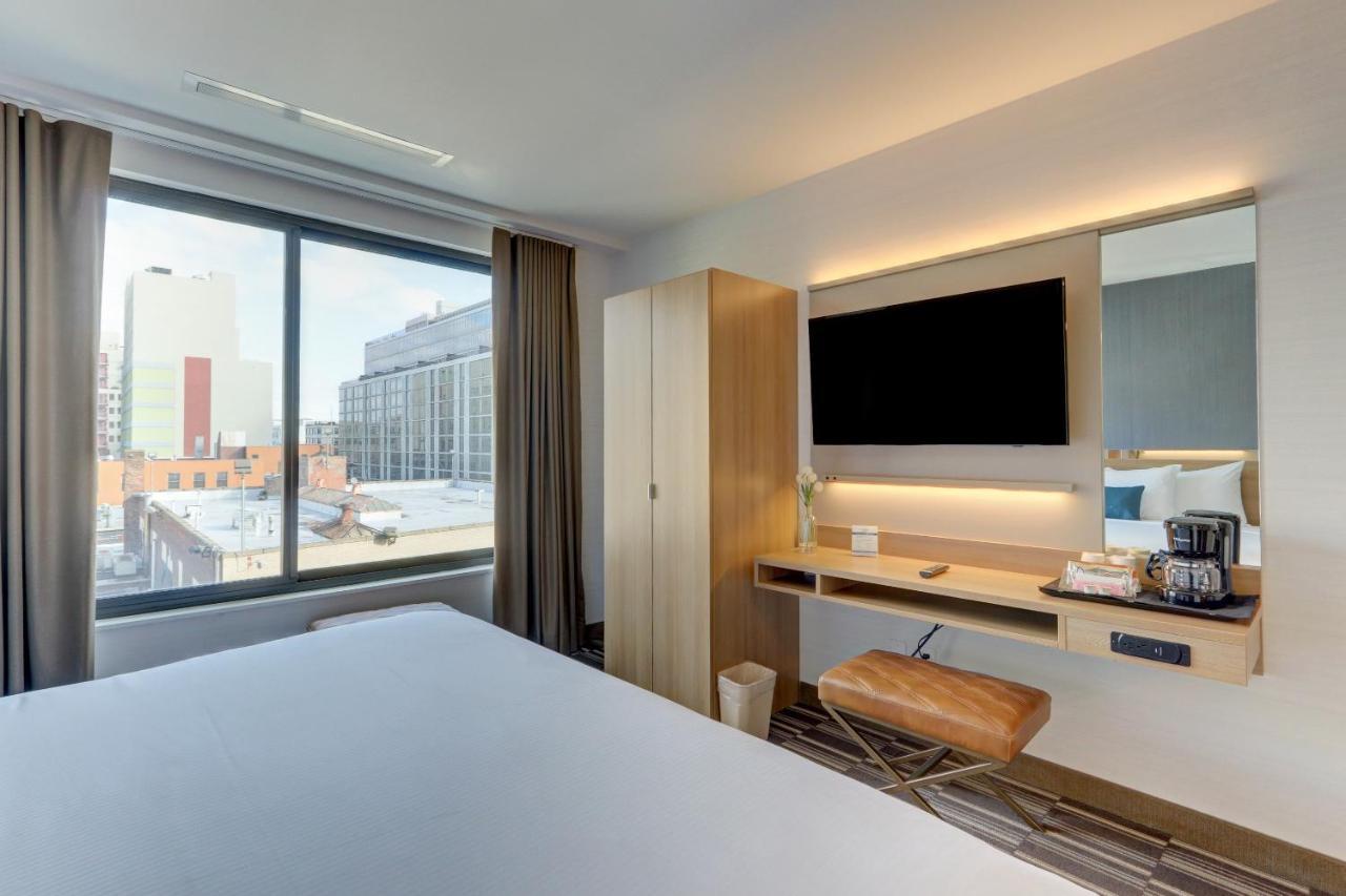 ניו יורק Microtel Inn By Wyndham Long Island City מראה חיצוני תמונה